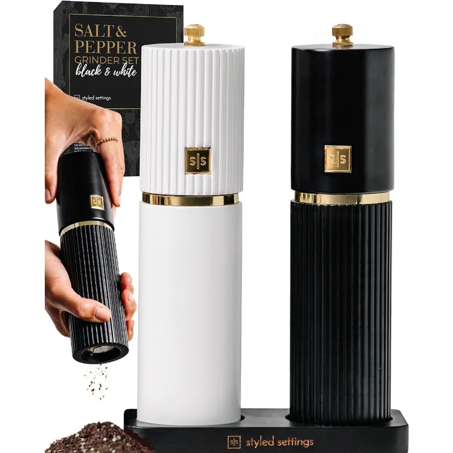 White and Black Salt and Pepper Grinder Set